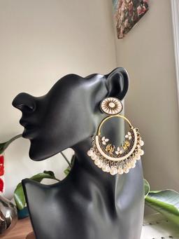 White earring pearl drop